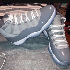 9.5 retro 11 brand new never worn